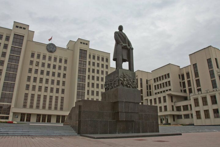 BY-Minsk-Lenin-Denkmal-IMG_6953