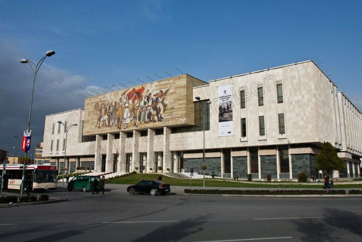AL-Tirana-Nationalmuseum-IMG_8654
