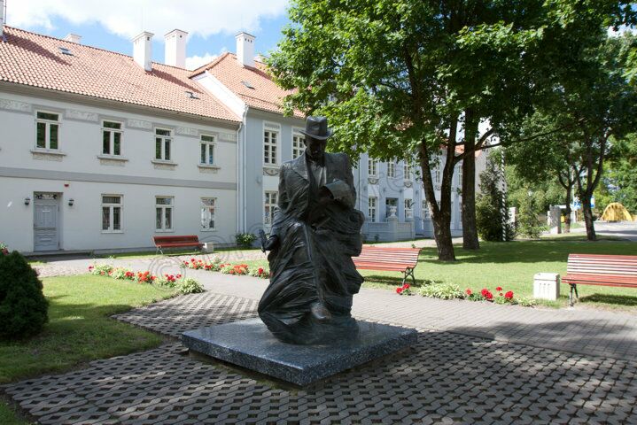 Museum und Denkmal für Hugo Scheu in Šilutė