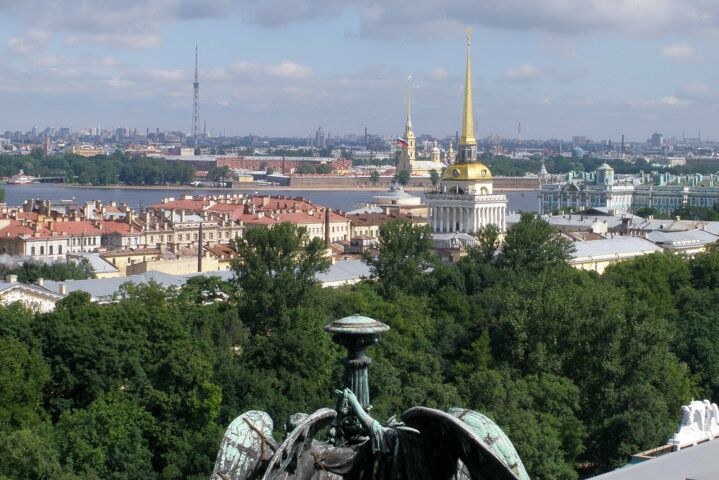 RU-Sankt-Petersburg-Newa-Isaak-Dom-Blick vom Isaak-Dom auf Sankt Petersburg und die Newa, Russland