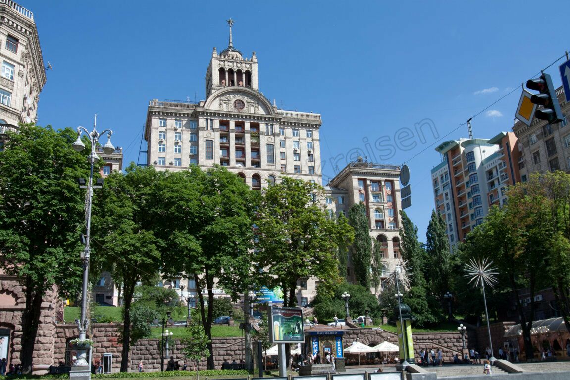 Stalinarchitektur auf dem Chreschtschatyk in Kiew